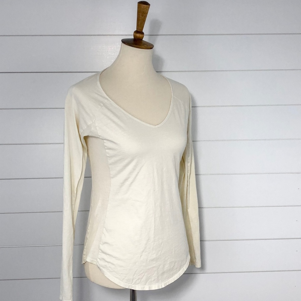 Michael Stars Cream V-Neck Cotton Long Sleeve Tee